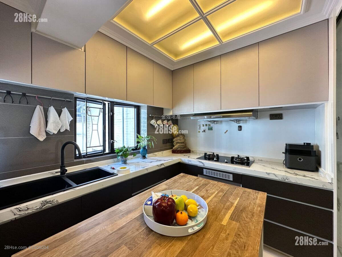 Hawthorn Garden Rental 3 Bedrooms 832 ft² ( 77.3 m² )