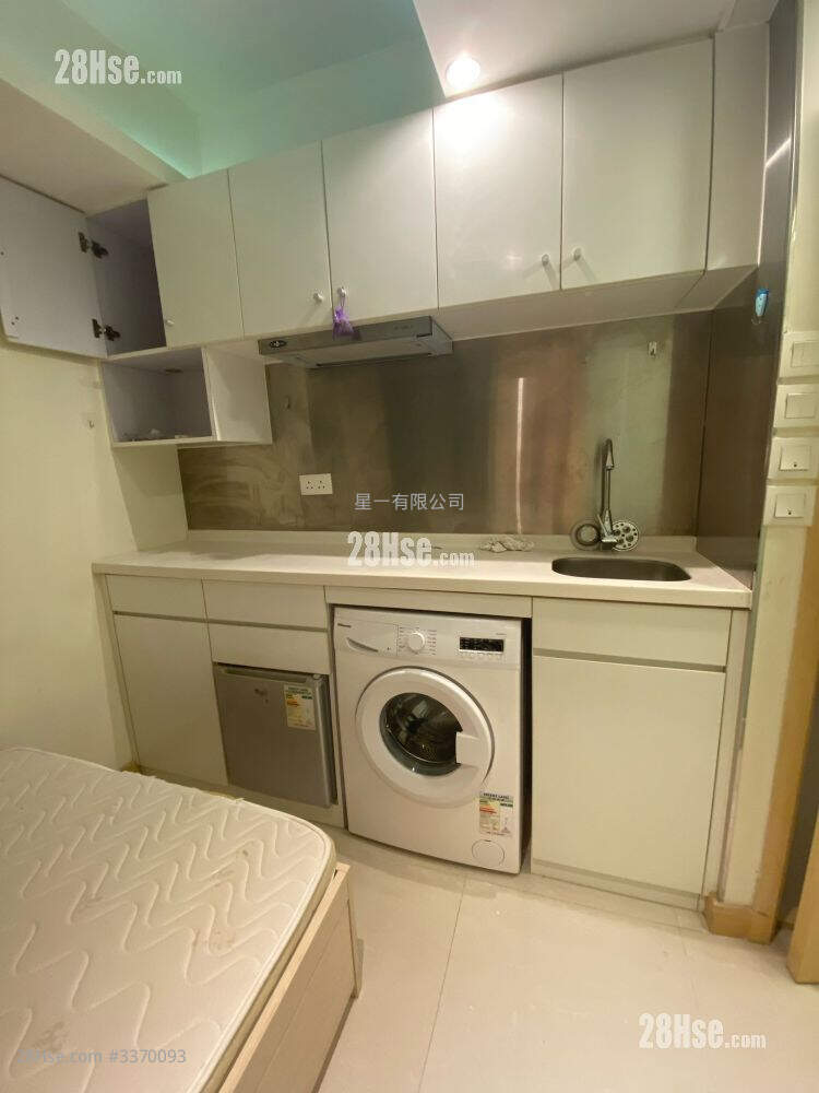 Tak Fai Building Rental Studio , 1 Bathroom 160 ft² ( 14.9 m² )