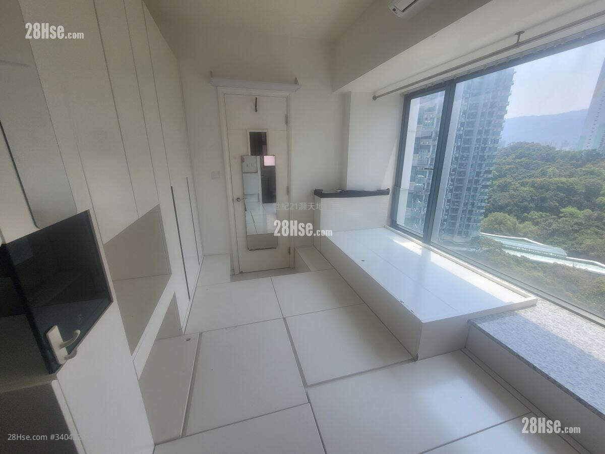 Mont Vert Rental Studio , 1 Bathroom 196 ft² ( 18.2 m² )