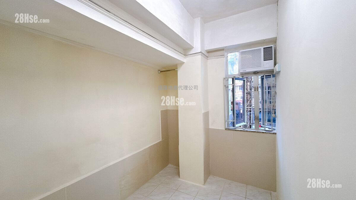 Cheung Ming Building Rental Studio , 1 Bathroom 90 ft² ( 8.4 m² )