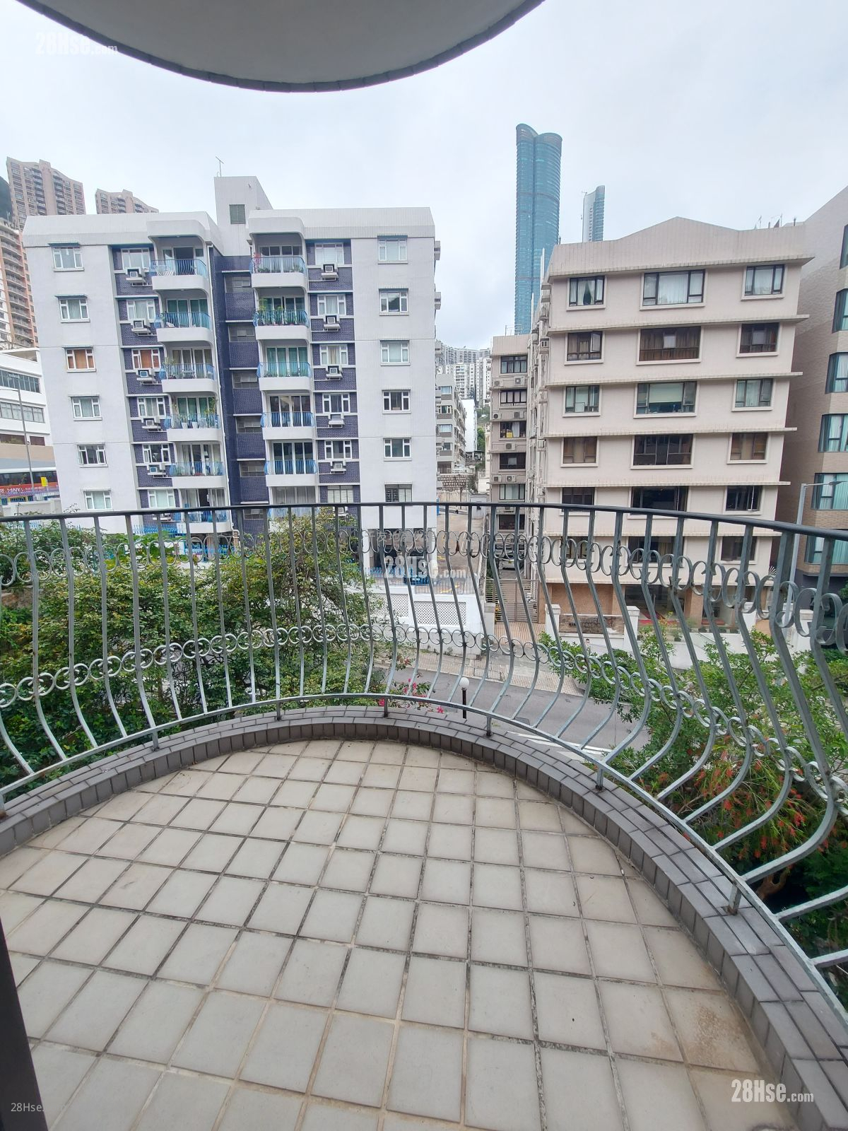 87-89 Blue Pool Road Rental 3 Bedrooms , 2 Bathrooms 1,117 ft² ( 103.8 m² )