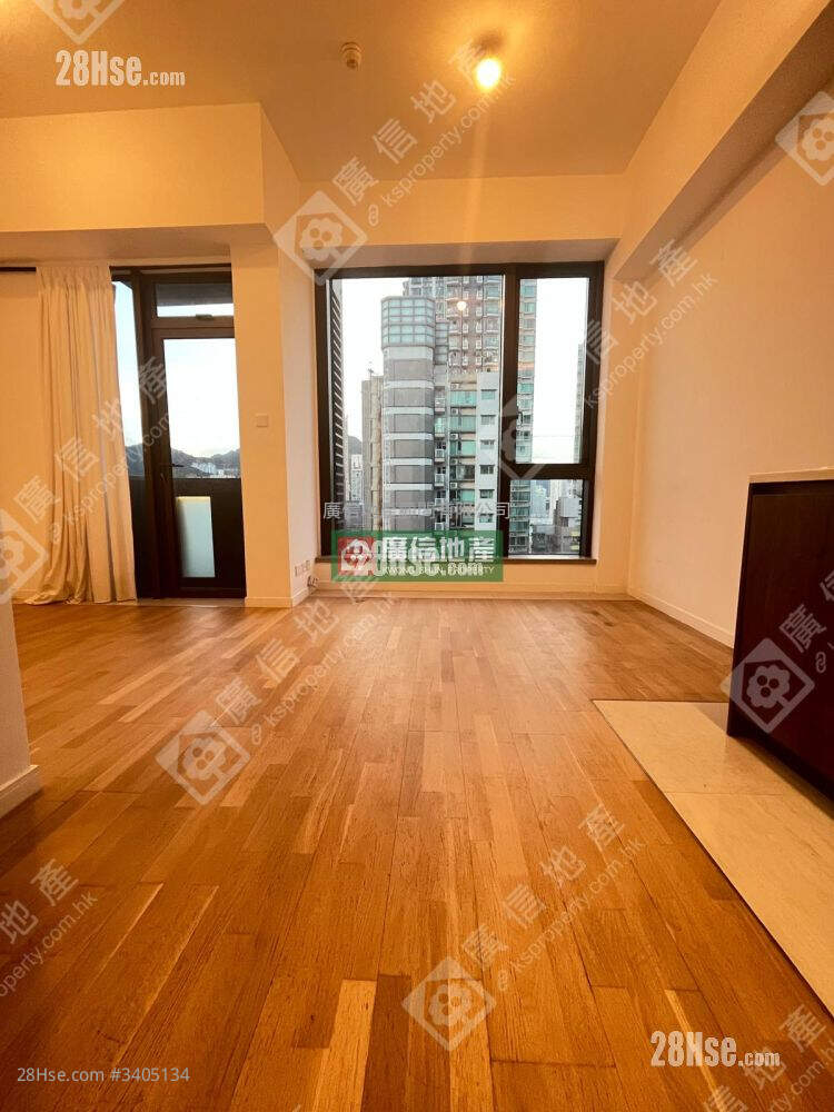 Hyde Park Rental Studio , 1 Bathroom 283 ft² ( 26.3 m² )