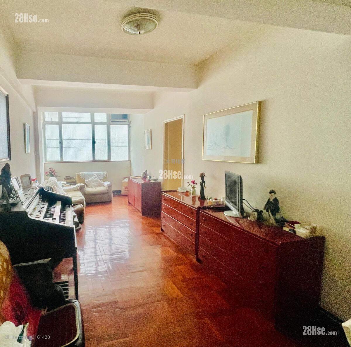9-10A Tung Fong Street Sell 2 Bedrooms , 1 Bathroom 626 ft² ( 58.2 m² )