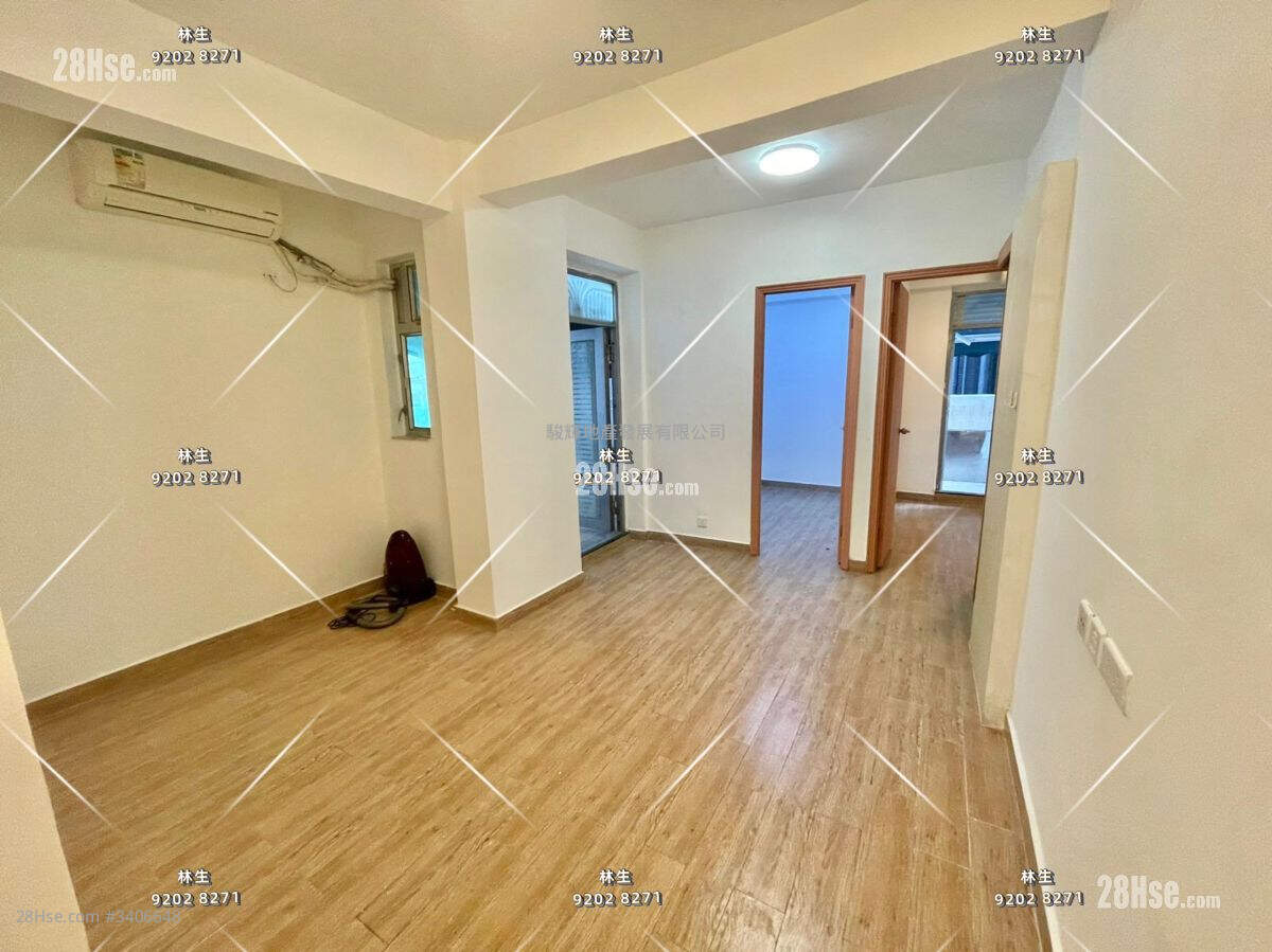 Mansun House Sell 2 Bedrooms , 1 Bathroom 347 ft² ( 32.2 m² )