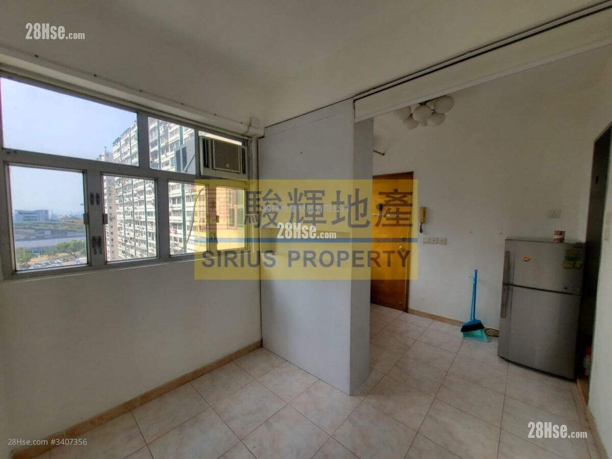 Yen Yin Building Sell Studio , 1 Bathroom 207 ft² ( 19.2 m² )