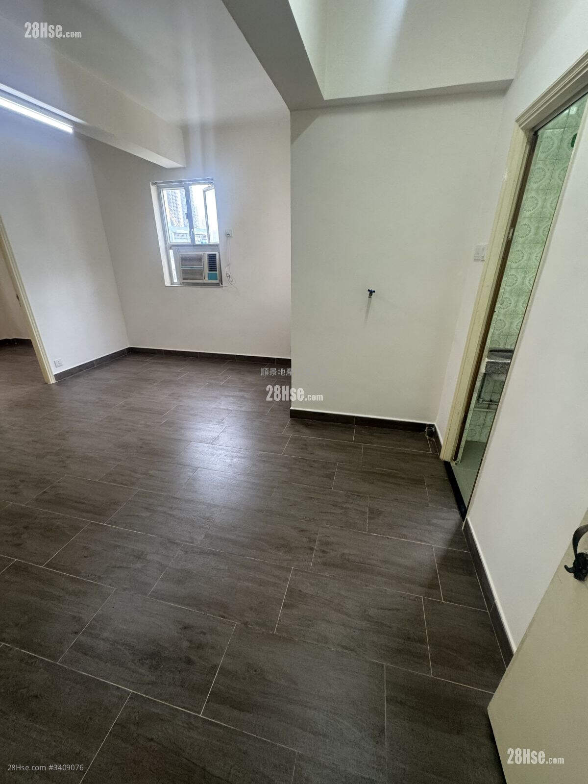 On Hing Mansion Rental 386 ft² ( 35.9 m² )