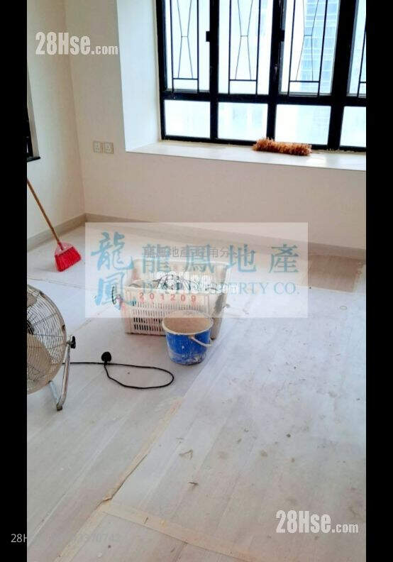 Greenfield Garden Sell 1 Bedroom , 1 Bathroom 311 ft² ( 28.9 m² )