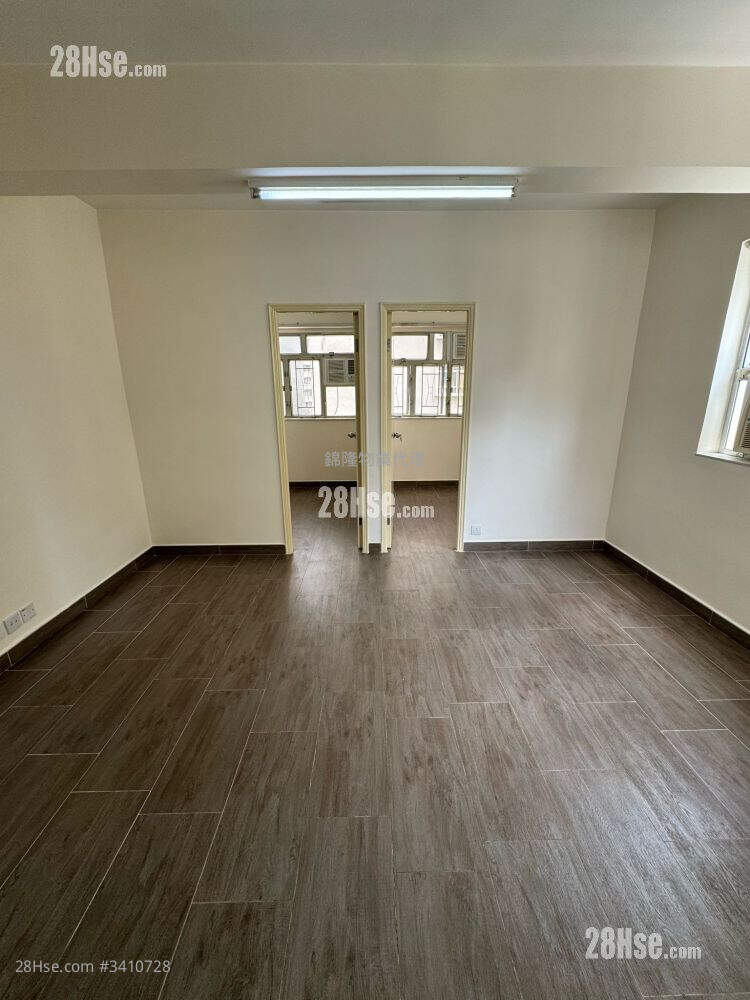 On Hing Mansion Rental 2 Bedrooms , 1 Bathroom 386 ft² ( 35.9 m² )