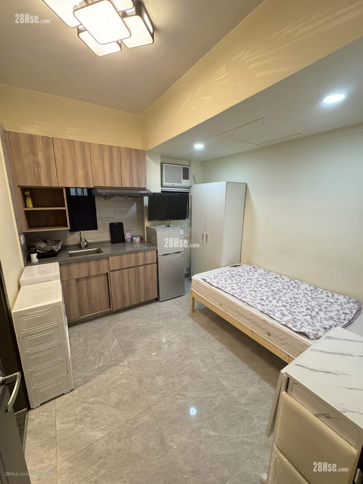 Tsimshatsui Mansion Rental Studio , 1 Bathroom 180 ft² ( 16.7 m² )