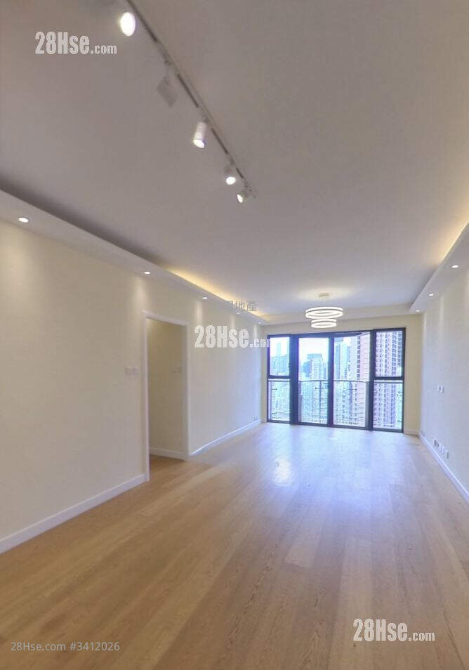 Beverly Hill Rental 4 Bedrooms , 3 Bathrooms 1,432 ft² ( 133.0 m² )