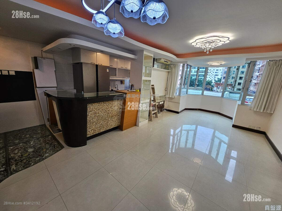 Joy Garden Rental 3 Bedrooms , 2 Bathrooms 821 ft² ( 76.3 m² )