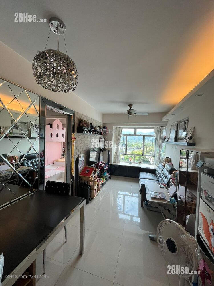 Bauhinia Garden Sell 2 Bedrooms , 1 Bathroom 506 ft² ( 47.0 m² )