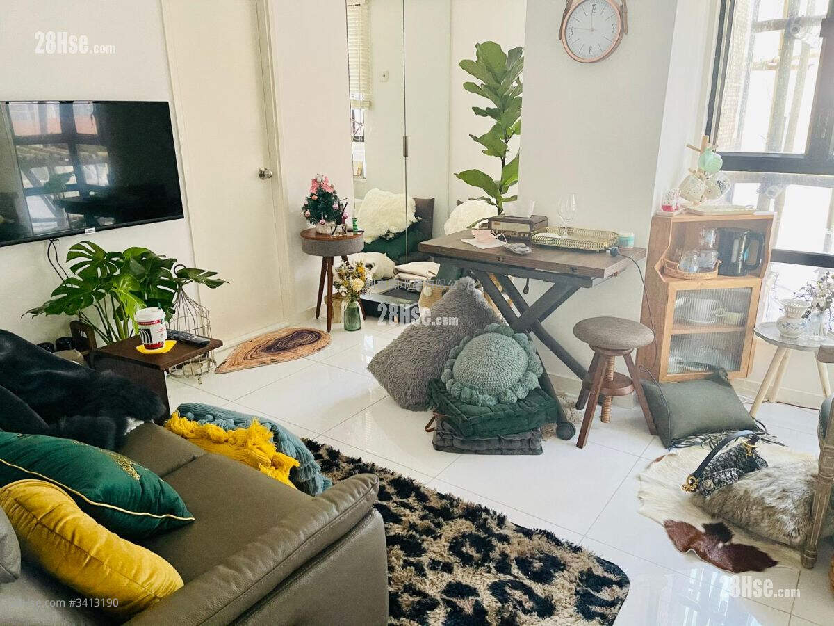 Lilian Court Rental 1 Bedroom , 1 Bathroom 333 ft² ( 30.9 m² )