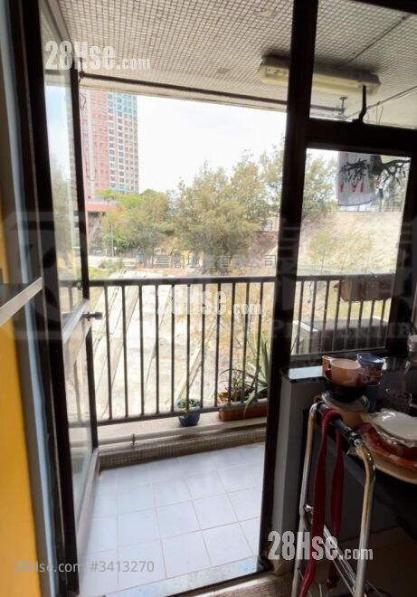 Tsui Yiu Court Sell 2 Bedrooms 482 ft² ( 44.8 m² )