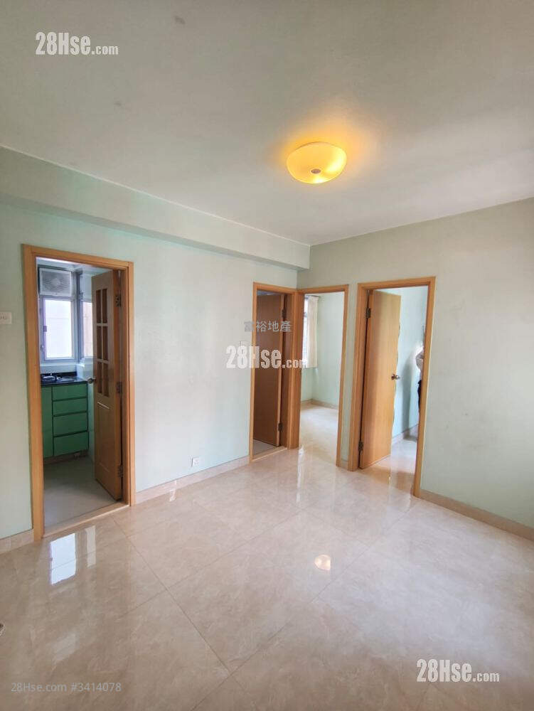 Kee On Building Rental 2 Bedrooms , 1 Bathroom 273 ft² ( 25.4 m² )