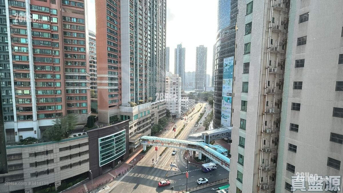 Harmony Garden Sell 3 Bedrooms , 2 Bathrooms 634 ft² ( 58.9 m² )
