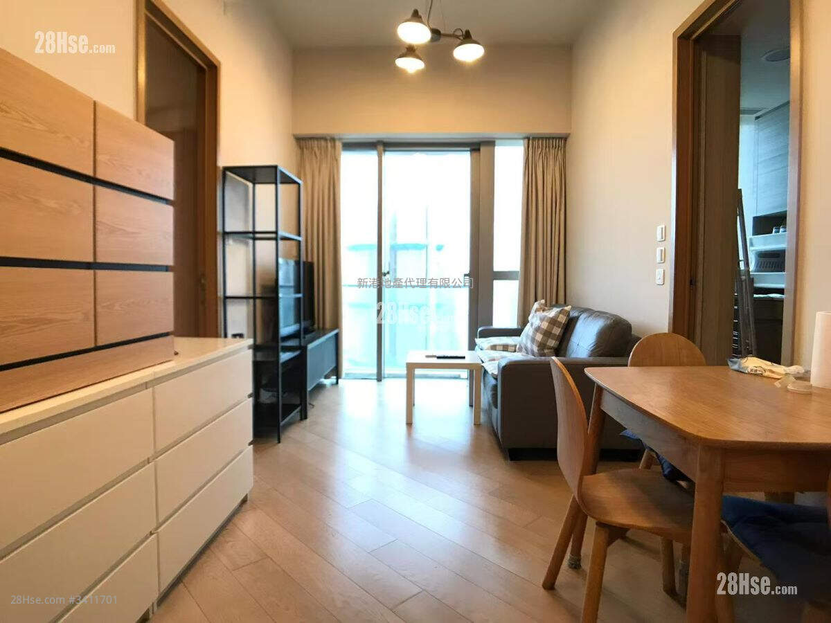 Chatham Gate Rental 1 Bedroom , 1 Bathroom 367 ft² ( 34.1 m² )