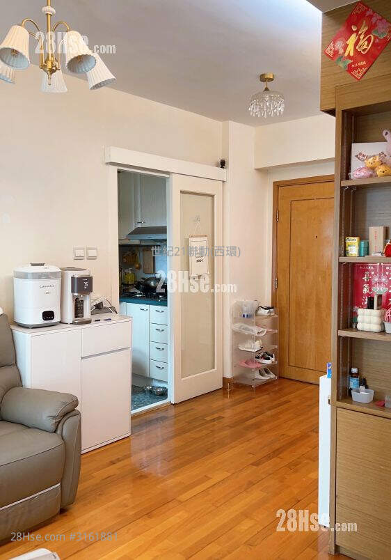 The Bellevue Place Sell 2 Bedrooms , 1 Bathroom 364 ft² ( 33.8 m² )