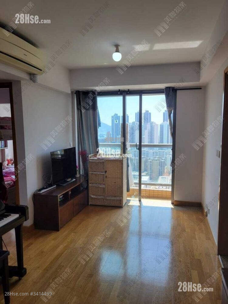 Maison Rose Sell 297 ft² ( 27.6 m² )