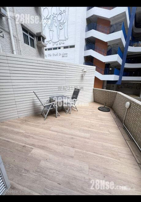 Manrich Court Sell 1 Bedroom , 1 Bathroom 415 ft² ( 38.6 m² )