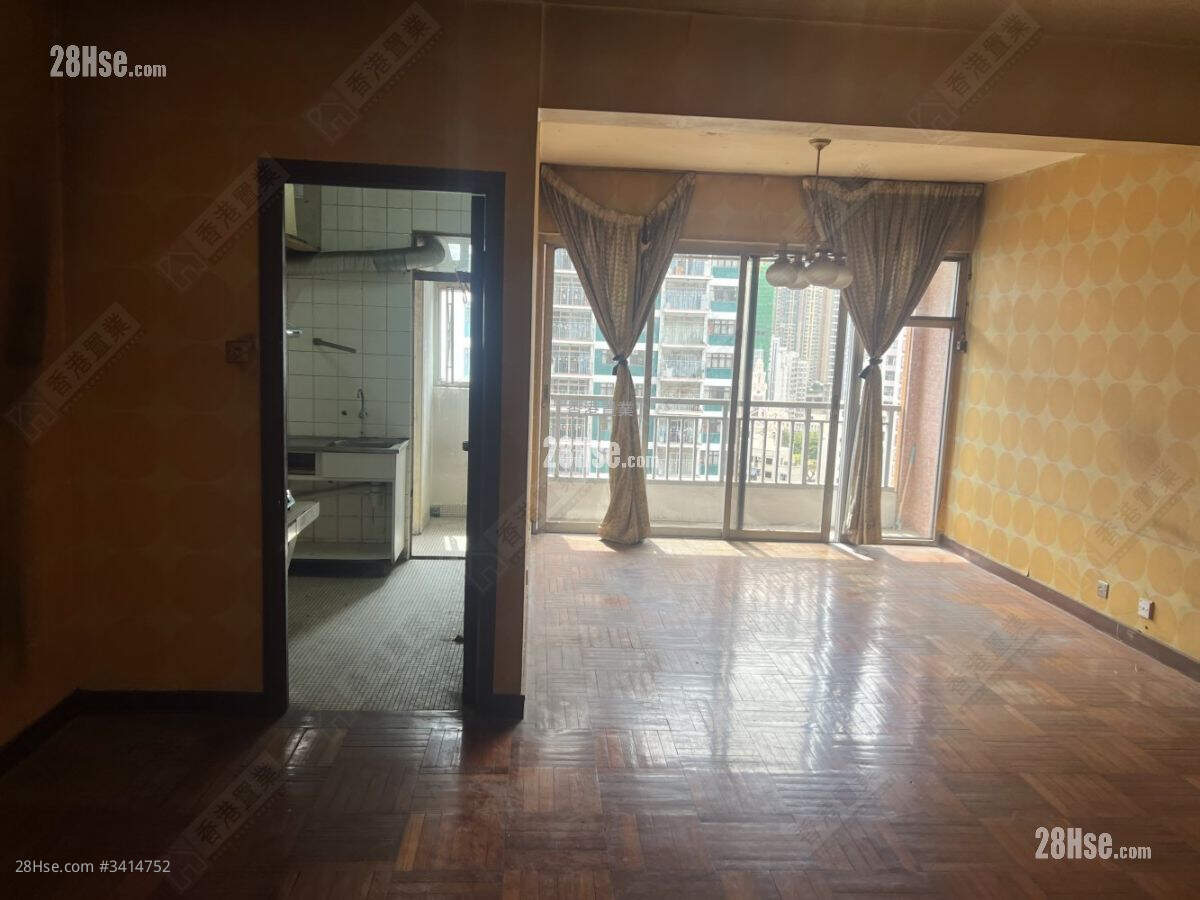 Rhine Court Sell 3 Bedrooms , 2 Bathrooms 1,009 ft² ( 93.7 m² )