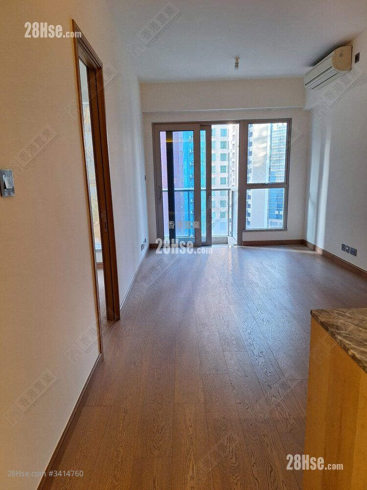 My Central Sell 2 Bedrooms , 2 Bathrooms 674 ft² ( 62.6 m² )