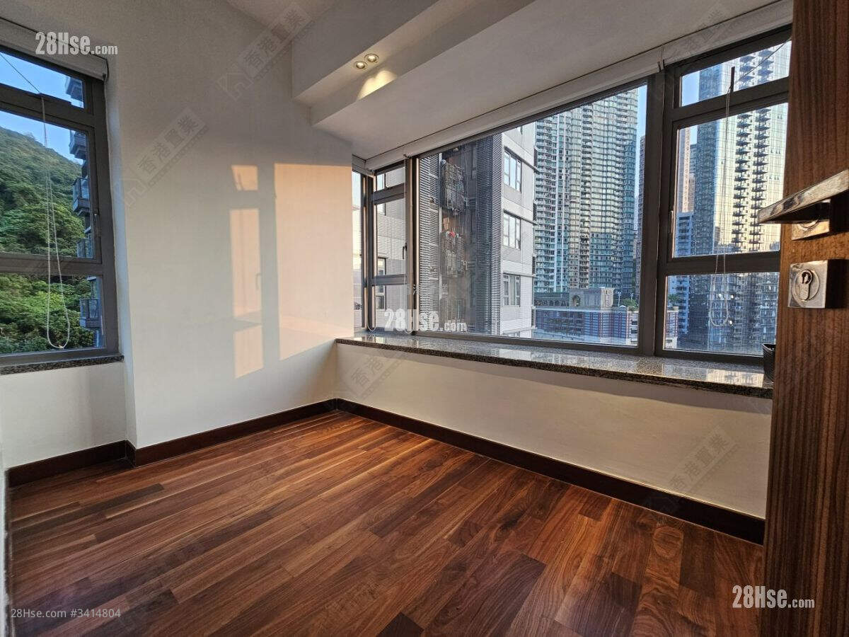 Serenade Sell 3 Bedrooms , 3 Bathrooms 788 ft² ( 73.2 m² )