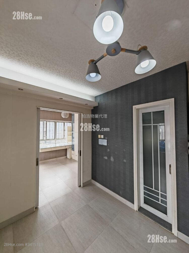 Shun Fai Building Rental 1 Bedroom , 1 Bathroom 336 ft² ( 31.2 m² )
