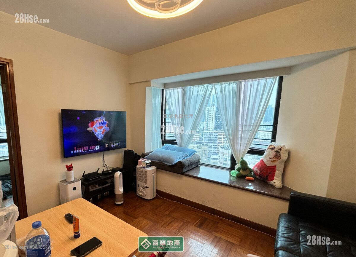 Merrylands Sell 2 Bedrooms , 1 Bathroom 323 ft² ( 30.0 m² )