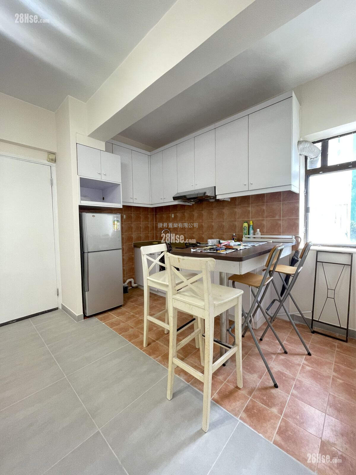 Fook Sing Mansion Rental 2 Bedrooms , 1 Bathroom 350 ft² ( 32.5 m² )