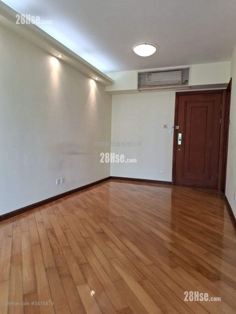 Residence Oasis Rental 2 Bedrooms , 1 Bathroom 490 ft² ( 45.5 m² )