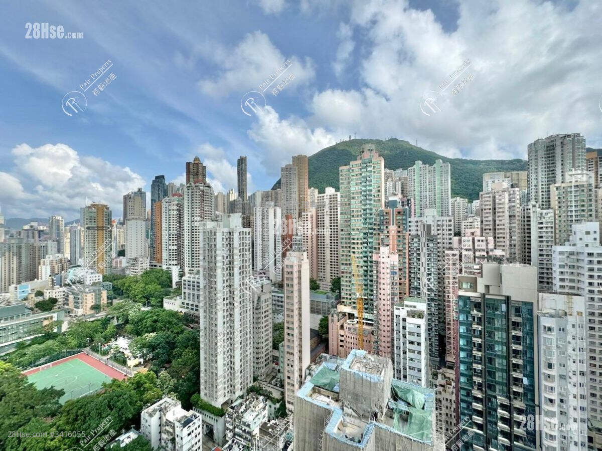 Island Crest Sell 2 Bedrooms , 1 Bathroom 459 ft² ( 42.6 m² )