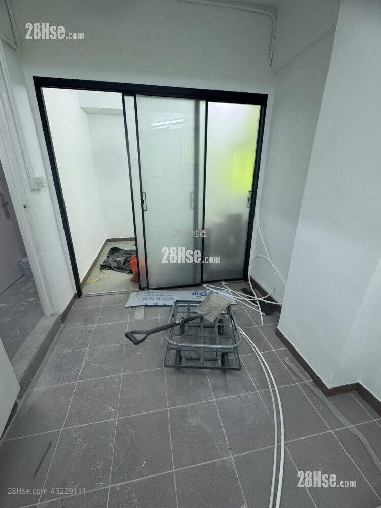Cheong Fung Mansion Rental 1 Bedroom , 1 Bathroom 160 ft² ( 14.9 m² )
