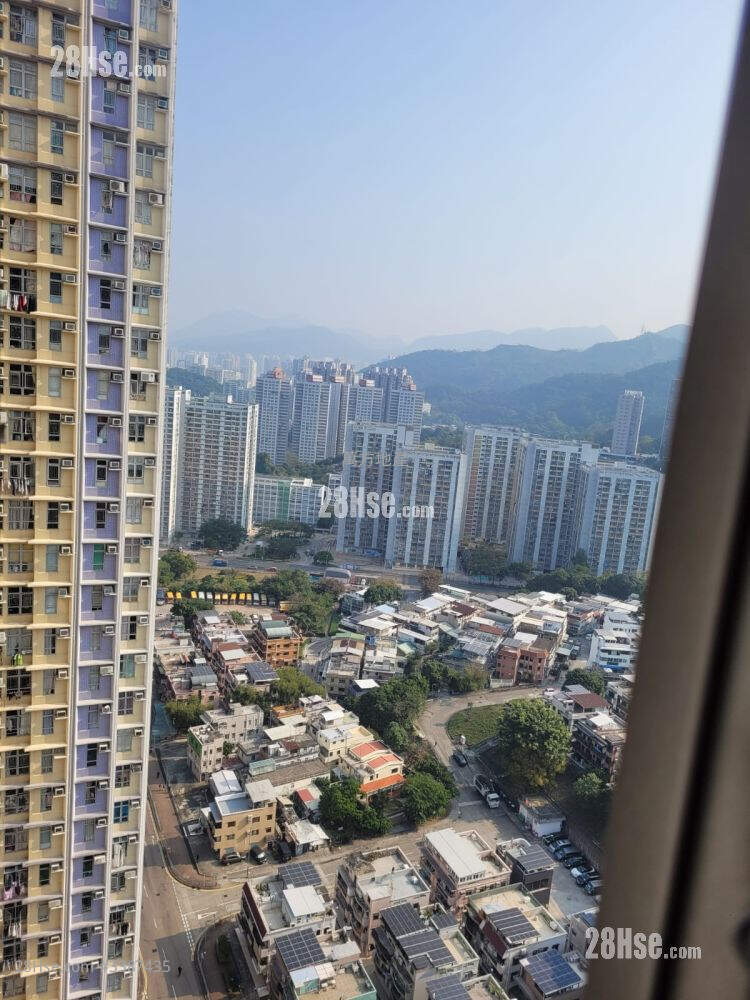 Ka Keng Court Sell 3 Bedrooms , 2 Bathrooms 650 ft² ( 60.4 m² )