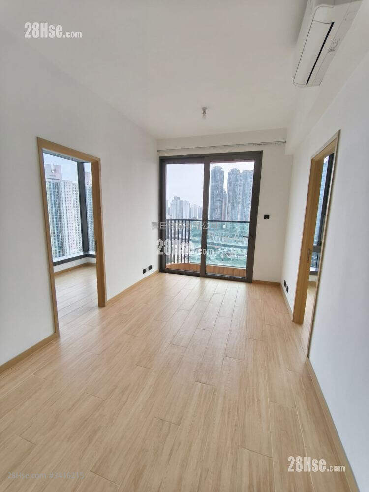 Amber Place Rental 2 Bedrooms , 1 Bathroom 442 ft² ( 41.1 m² )