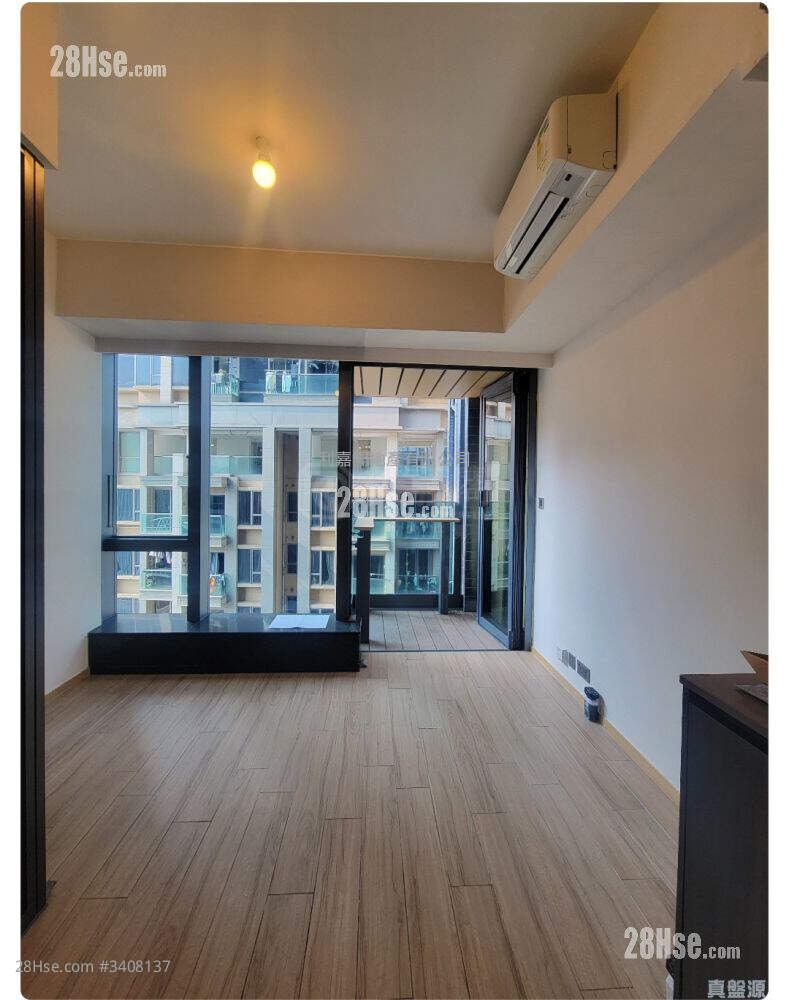 Cetus Square Mile Rental Studio , 1 Bathroom 194 ft² ( 18.0 m² )