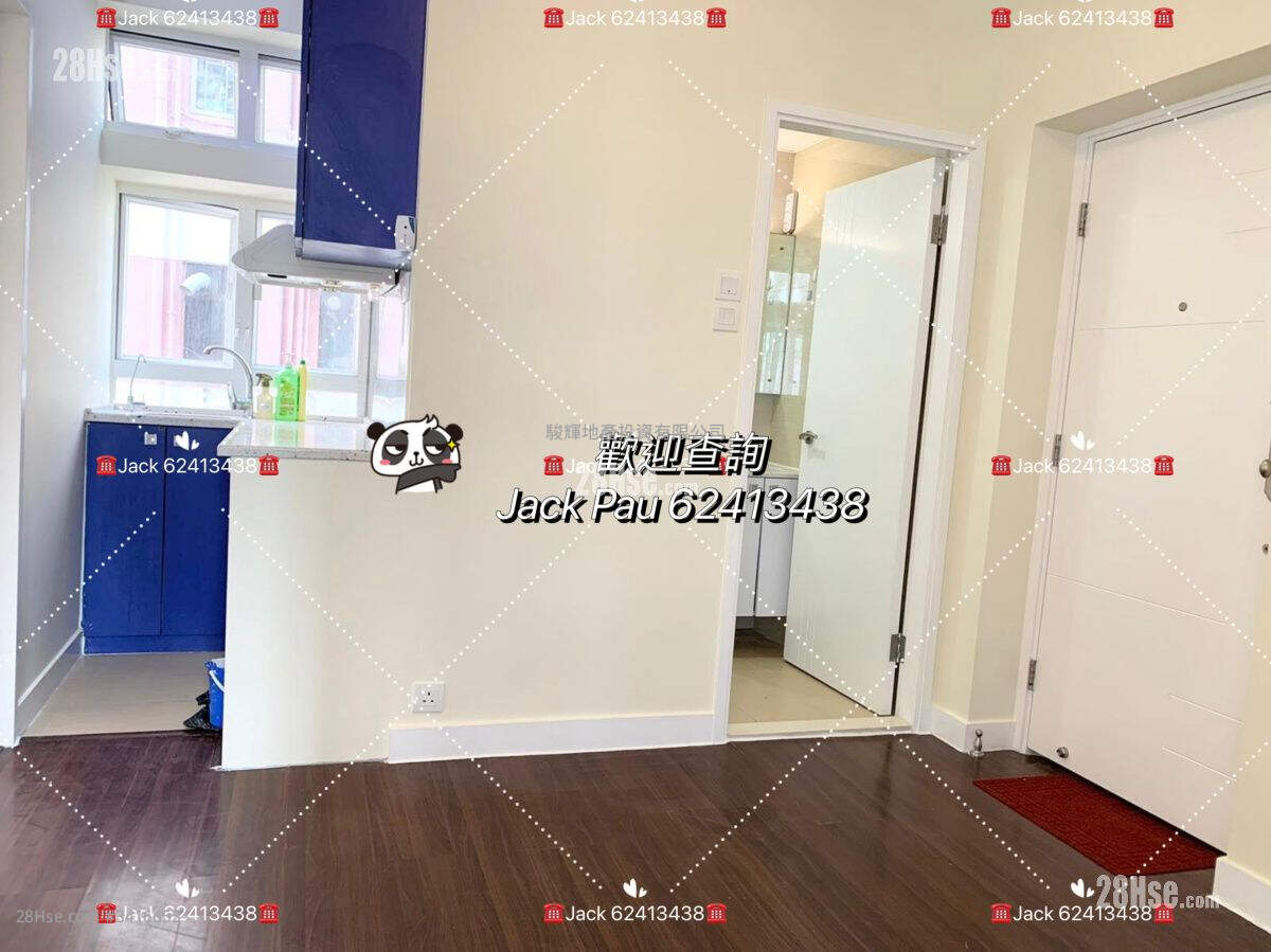 Wing Tai Building Sell 2 Bedrooms , 1 Bathroom 367 ft² ( 34.1 m² )