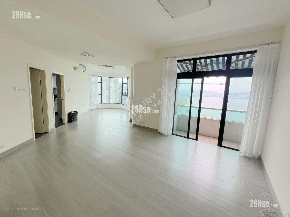Villa Athena Rental 4 Bedrooms , 2 Bathrooms 1,480 ft² ( 137.5 m² )
