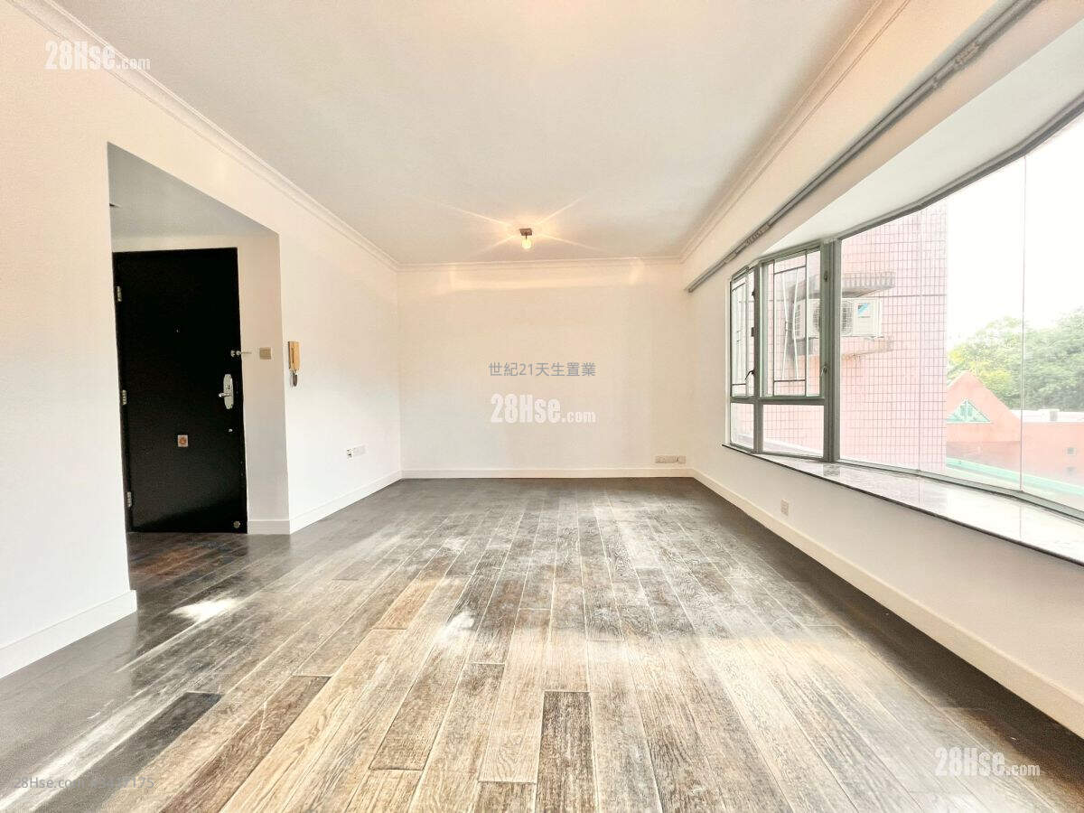 Peridot Court Rental 2 Bedrooms , 2 Bathrooms 771 ft² ( 71.6 m² )