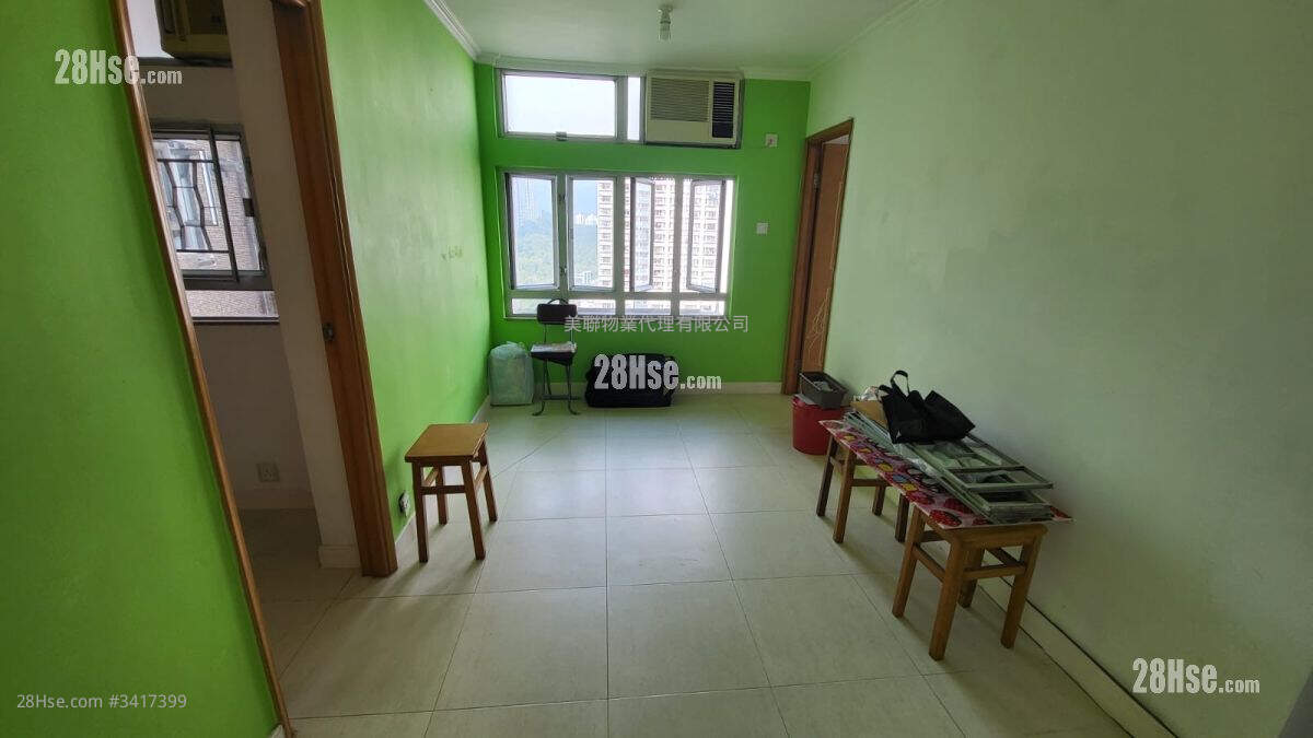 Ching Wah Court Sell 2 Bedrooms , 1 Bathroom 401 ft² ( 37.3 m² )