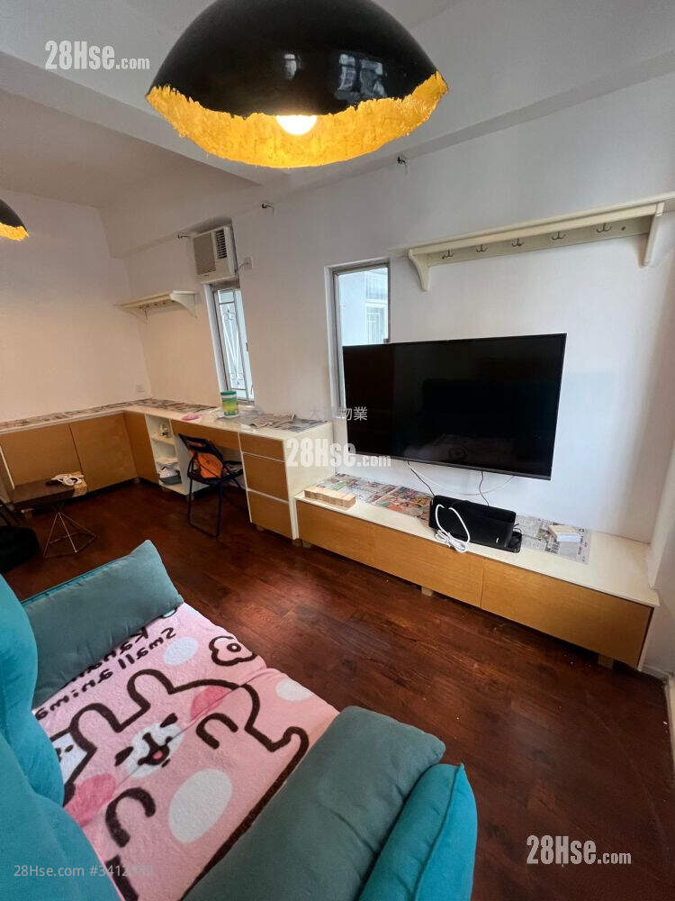 Shaukiwan Centre Rental Studio , 1 Bathroom 304 ft² ( 28.2 m² )