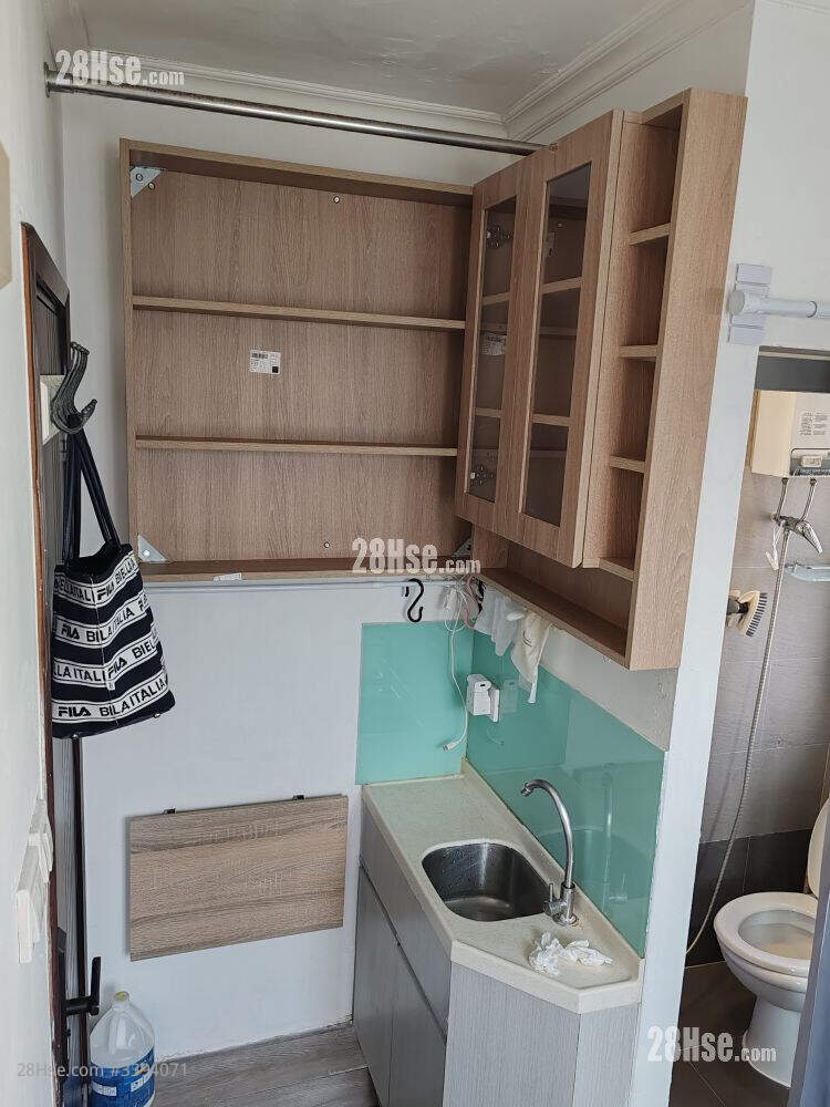 On Wo Gardens Rental 5+ Bedrooms , 5+ Bathrooms 110 ft² ( 10.2 m² )