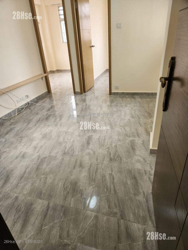 Lai Ming Court Rental 2 Bedrooms , 1 Bathroom 327 ft² ( 30.4 m² )