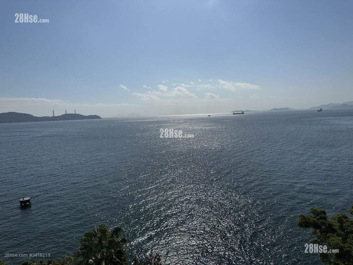 Villa Cecil Rental 4 Bedrooms , 3 Bathrooms 2,454 ft² ( 228.0 m² )