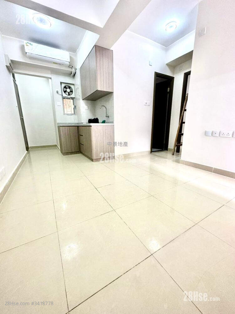 Fung Po Mansion Rental 2 Bedrooms , 2 Bathrooms 305 ft² ( 28.3 m² )