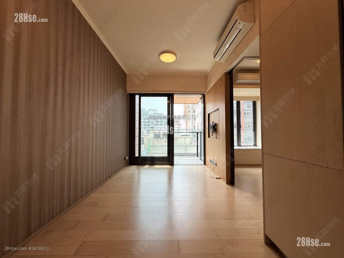 The Hudson Sell 3 Bedrooms 545 ft² ( 50.6 m² )