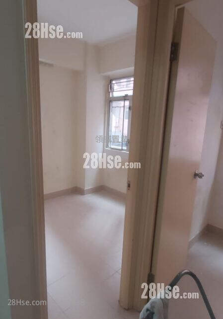 Kin On Mansion Rental 2 Bedrooms 325 ft² ( 30.2 m² )