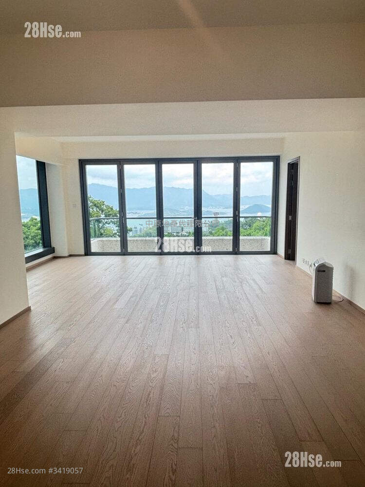 La Vetta Rental 3 Bedrooms , 3 Bathrooms 1,805 ft² ( 167.7 m² )