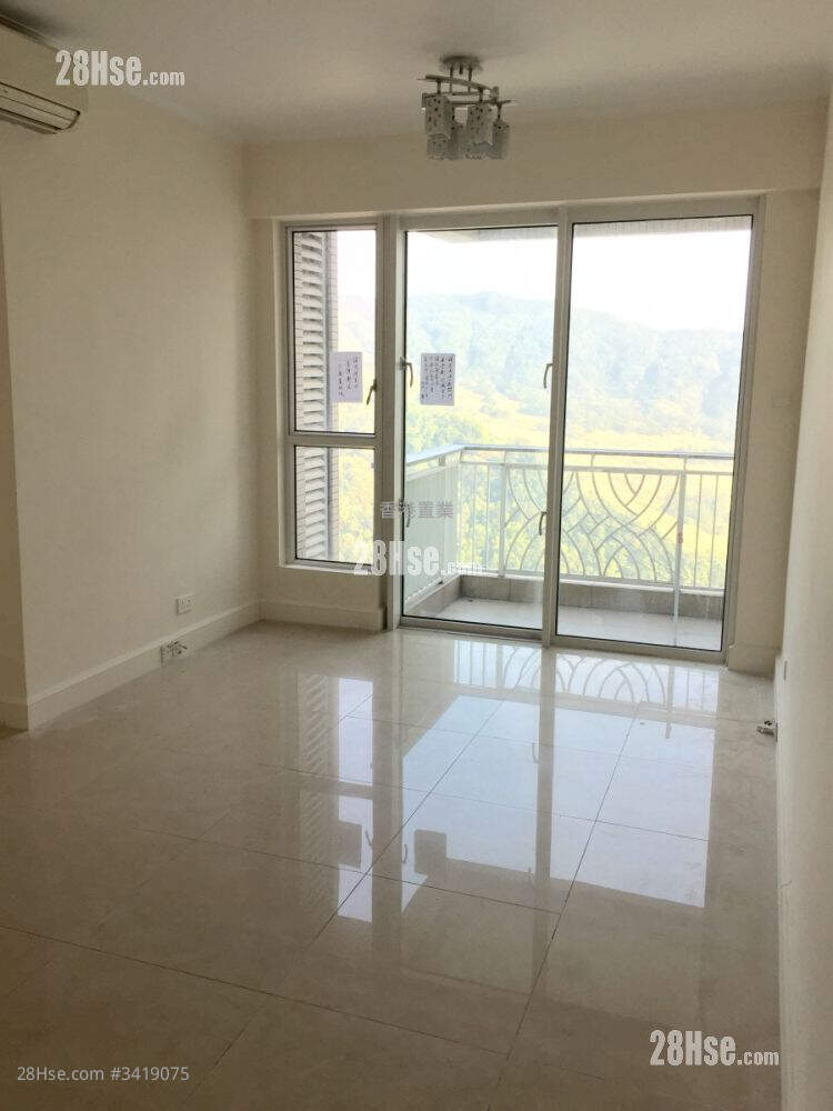 The Capitol Rental 3 Bedrooms , 2 Bathrooms 680 ft² ( 63.2 m² )