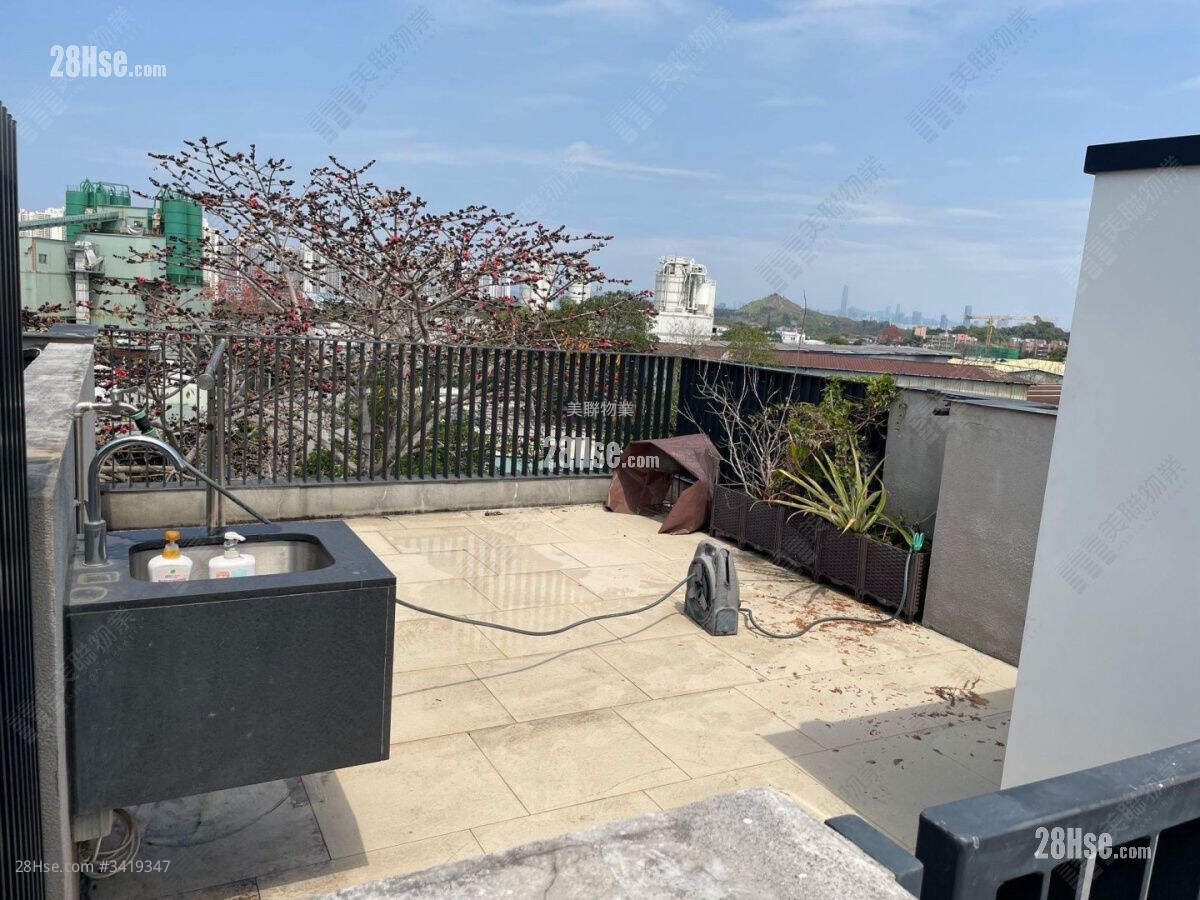 Park Hillcrest Rental 502 ft² ( 46.6 m² )